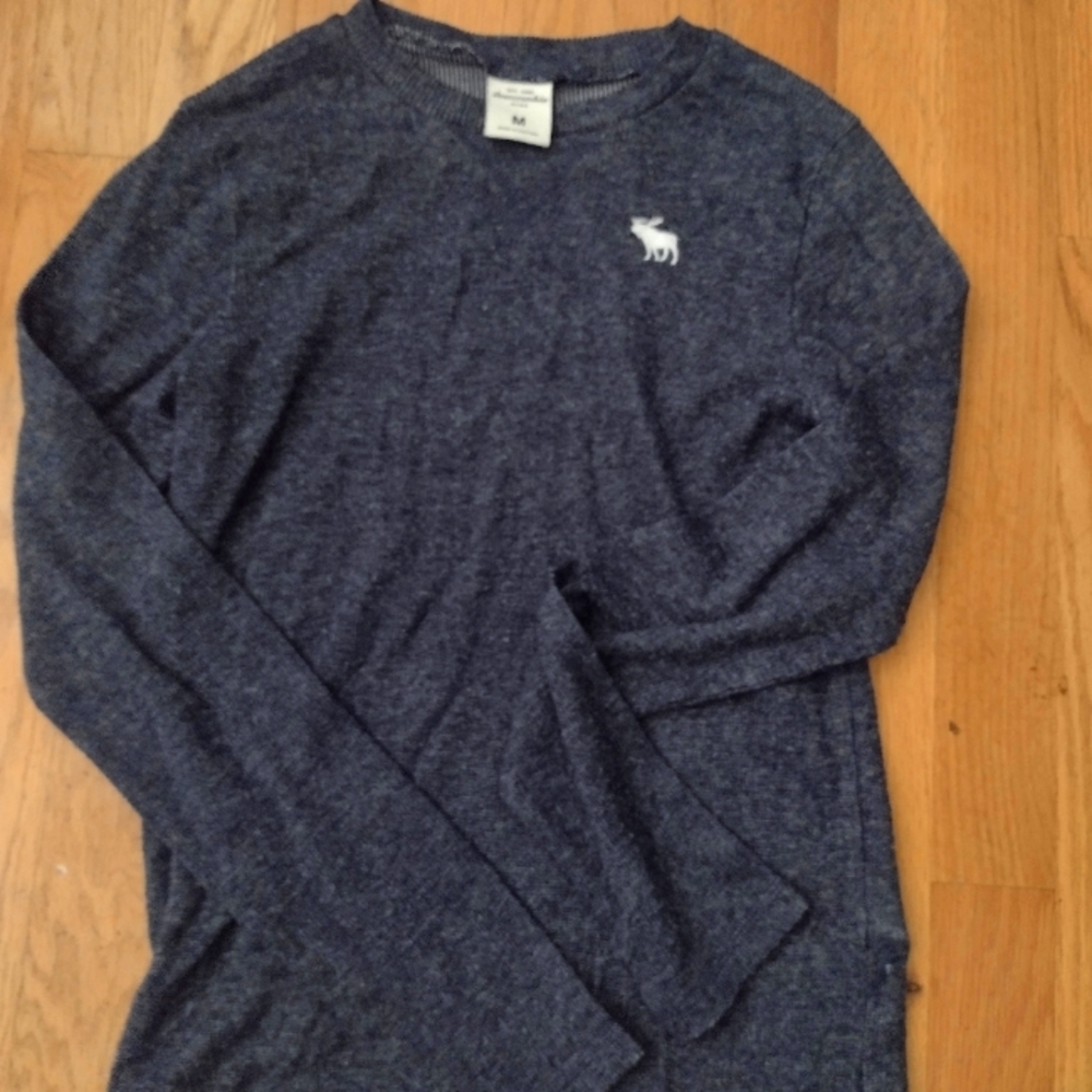 Abercrombie & Fitch Heathered Navy Long Sleeve